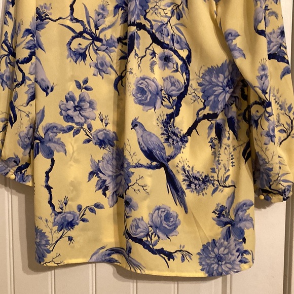 Talbots Floral - Yellow and Blue 3/3 sleeve top - Picture 7 of 8